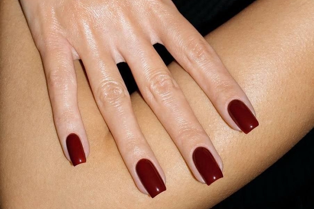 Модные цвета для осеннего маникюра: выбираем свой оттенок