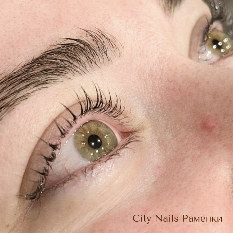 Ламинирование бровей и ресниц