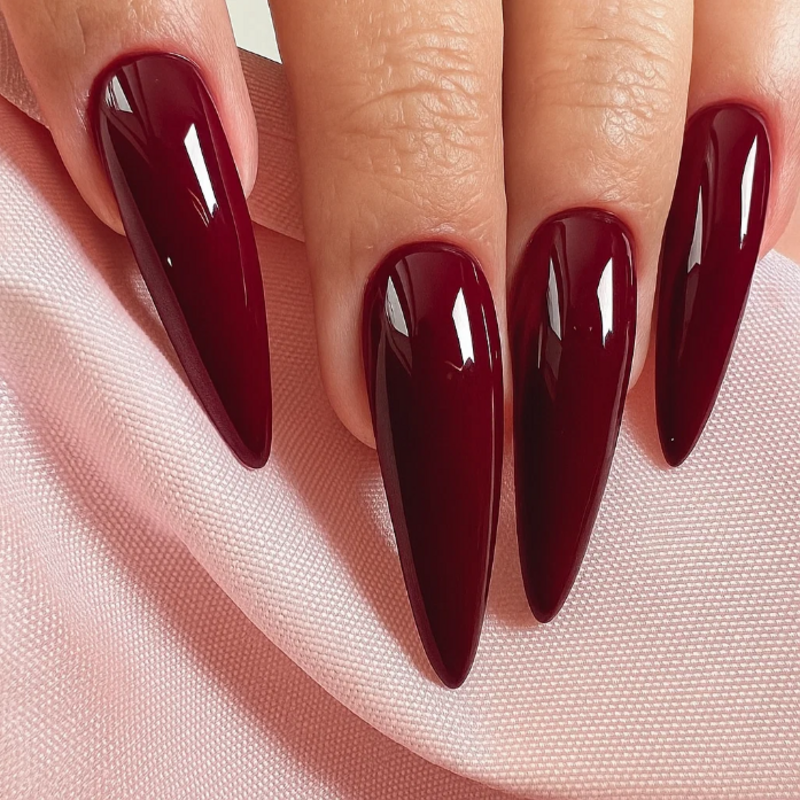 Наращивание и укрепление ногтей